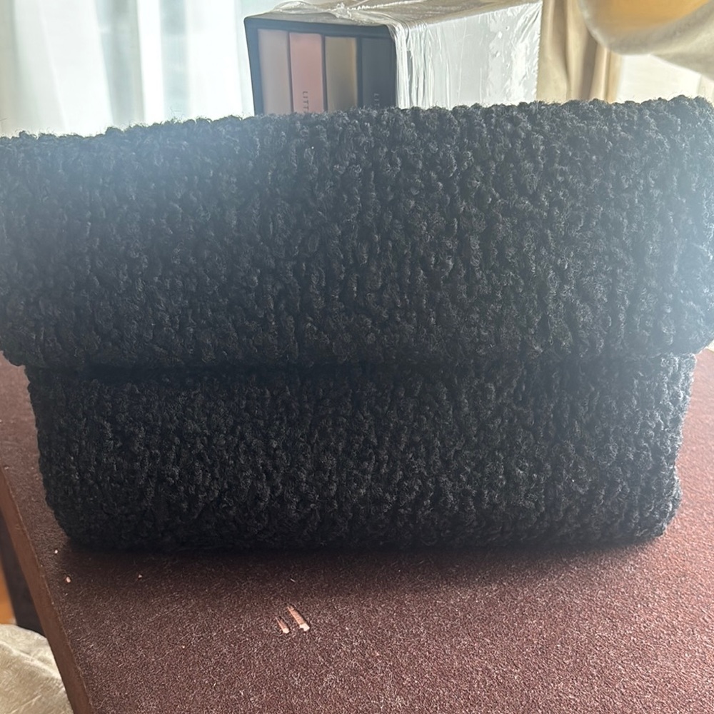 Urban Expressions Black Textured Clutch